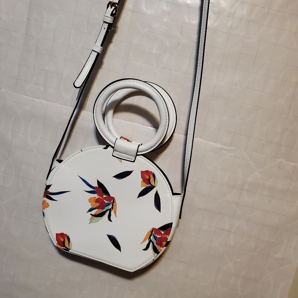Crossbody bag